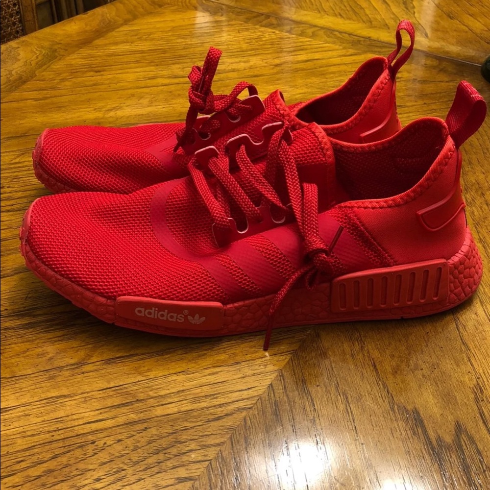 Solar red nmds